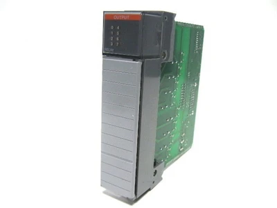 USED ALLEN BRADLEY 1746-OW8
