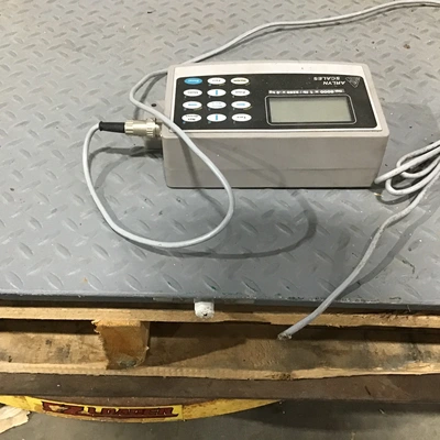 Arlyn Stainless Steel Floor Scale Capacity 5000 x 1lb/2250 x .5kg w/Digital Display
