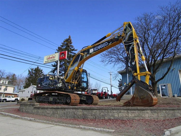Used 2017 KOBELCO SK210 LC-10 Crawler Excavators | Abele Tractor #1342793