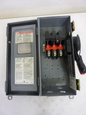 USED SQUARE D CHU361AWK