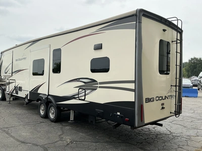 Used 2019 HEARTLAND BIG COUNTRY 3806RKD Campers, Caravans, Motorhomes Michigan US | Miedema Asset Management Group #1334395