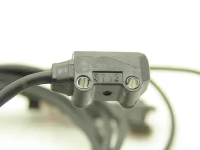Omron E3T-ST12 Ultracompact Photoelectric Sensor Amplifier Through-Beam 1m NPN
