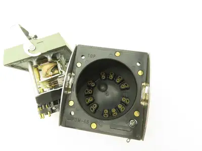 Eagle Signal HP518A6 6B76 HP5 Reset Analog Timer 120V 10A 0-15 Min. Dial Type.