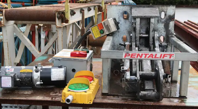 Used PENTALIFT HFR32 Safety Equipment British Columbia CA | Lenmark #265294