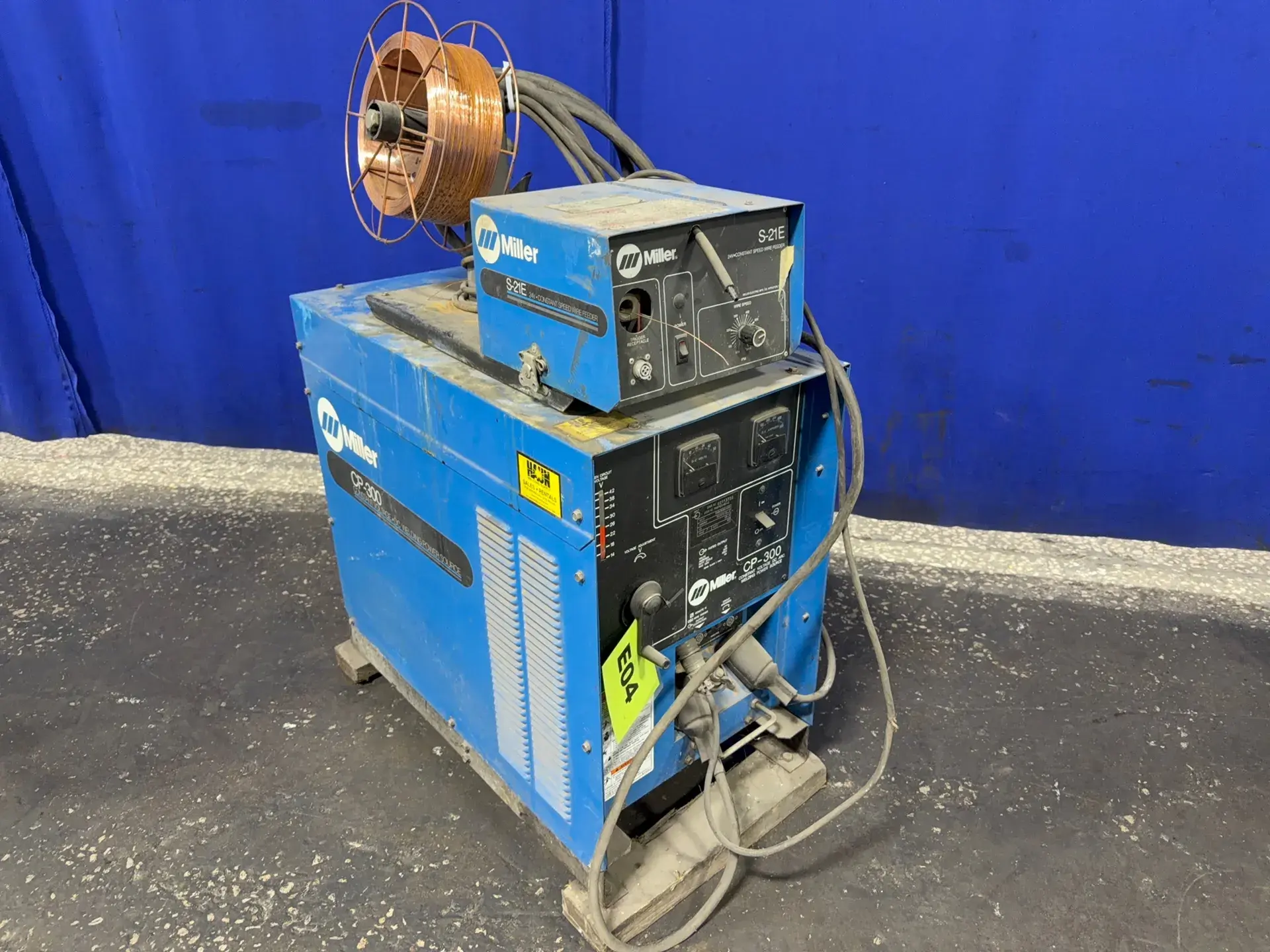 USED MILLER CP300