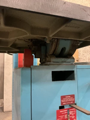 Used DOALL 2013-V Vertical Band Saws Ohio US | Equipment Recovery Corp. #1330555