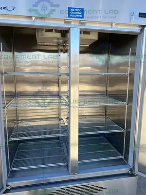 USED VWR GTVWG49FSSA STAINLESS STEEL DOUBLE DOOR FREEZER - 25°C 49 CU, FT.