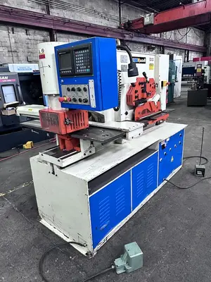 USED 2011 FABMASTER IWNC-110SD