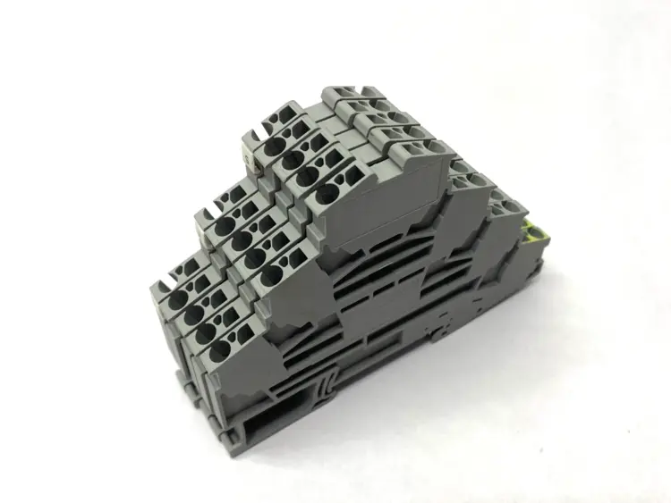 Used PHOENIX CONTACT FOUR-LEVEL MOTOR TERMINAL BLOCK ST 2,5-PE/ LOT OF 5 Terminal Blocks | Maverick Industrial Sales #1103603