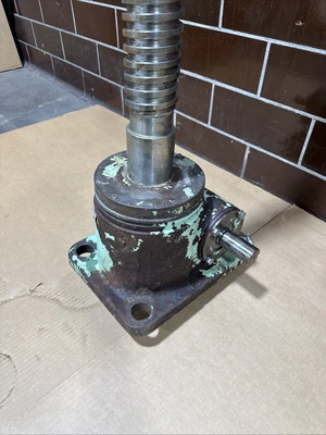 USED Duff-Norton UM9026