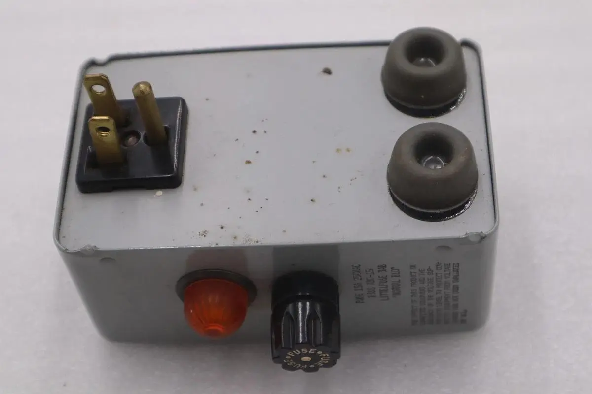 JOSLYN 1270-02 PLUG IN AC SURGE ARRESTER SURGITRON STOCK #K-3655