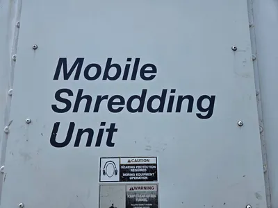 2005 INTERNATIONAL 4300 SBA 4X2 BOX TRUCK | Levy Recovery Group (5)