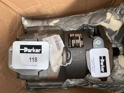 USED Parker Denison PAVC10032R422