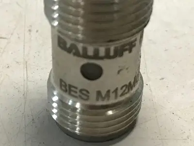 USED BALLUFF BES004N