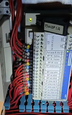 USED 2011 HOWIAL FINGER JOINTING LINE