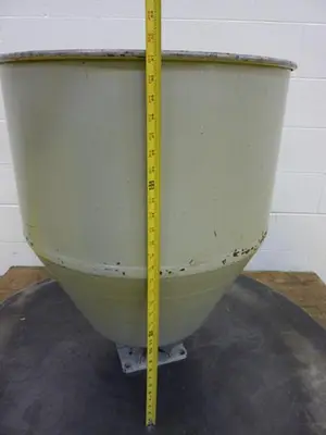 USED METAL FABRICATOR HOPPER323