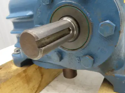 Conedrive HV30-9B Worm Gearbox 40:1 Reducer 44rpm 1.9Hp 1.5" Vertical Down Shaft
