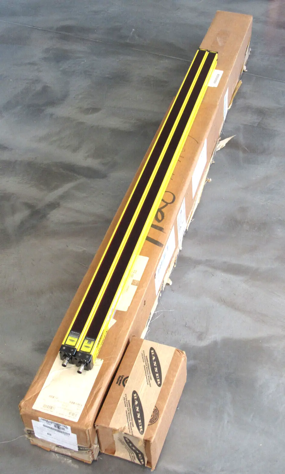 NEW BANNER SLSP30-1200Q88 LIGHT CURTAIN SET SLSE30-1200Q8 SLSR30-1200Q8 72394