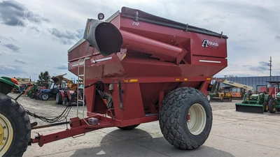 USED E-Z TRAIL 710