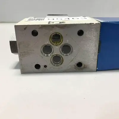 USED VICKERS DG4V32AMP7H750