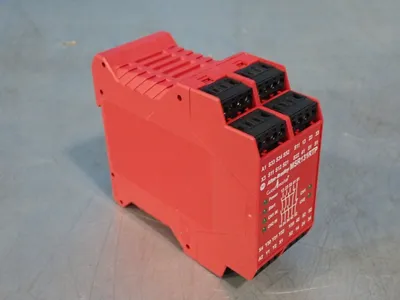 NEW ALLEN BRADLEY 440RC23139