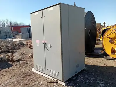 13.8kV 1200 Amp Nema 3 Cabinet with buss bar