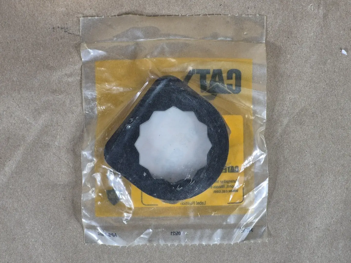 NEW CATERPILLAR 355-3928