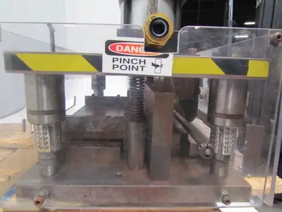 RS Tool Pnuematic Punch Cut Guillotine Fabrication Die