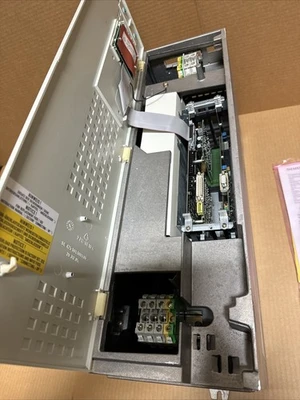 NEW Siemens 6SE7022-6TC71-Z