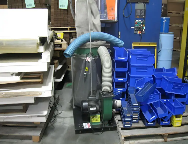 Used CENTRAL MACHINERY _UNKNOWN_ Dust Collectors Michigan US | Aucto #1306938