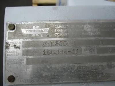 Used CASCADE 25D-23518 Forklift Attachments California US | TNT Industrial #1262298