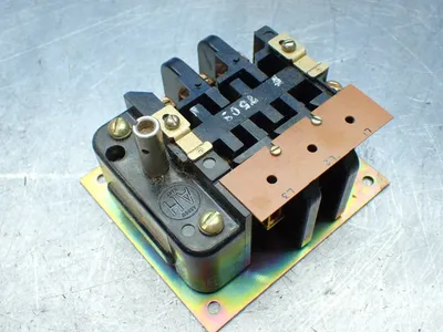 New | in-Stock ARROW HART RAD130U PLC Contactors Ohio US | HGR 24 #879672