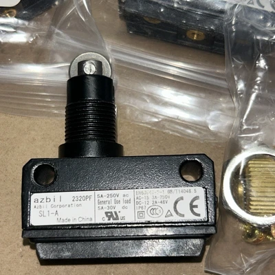 NEW Yamatake/Azbil SL1-A