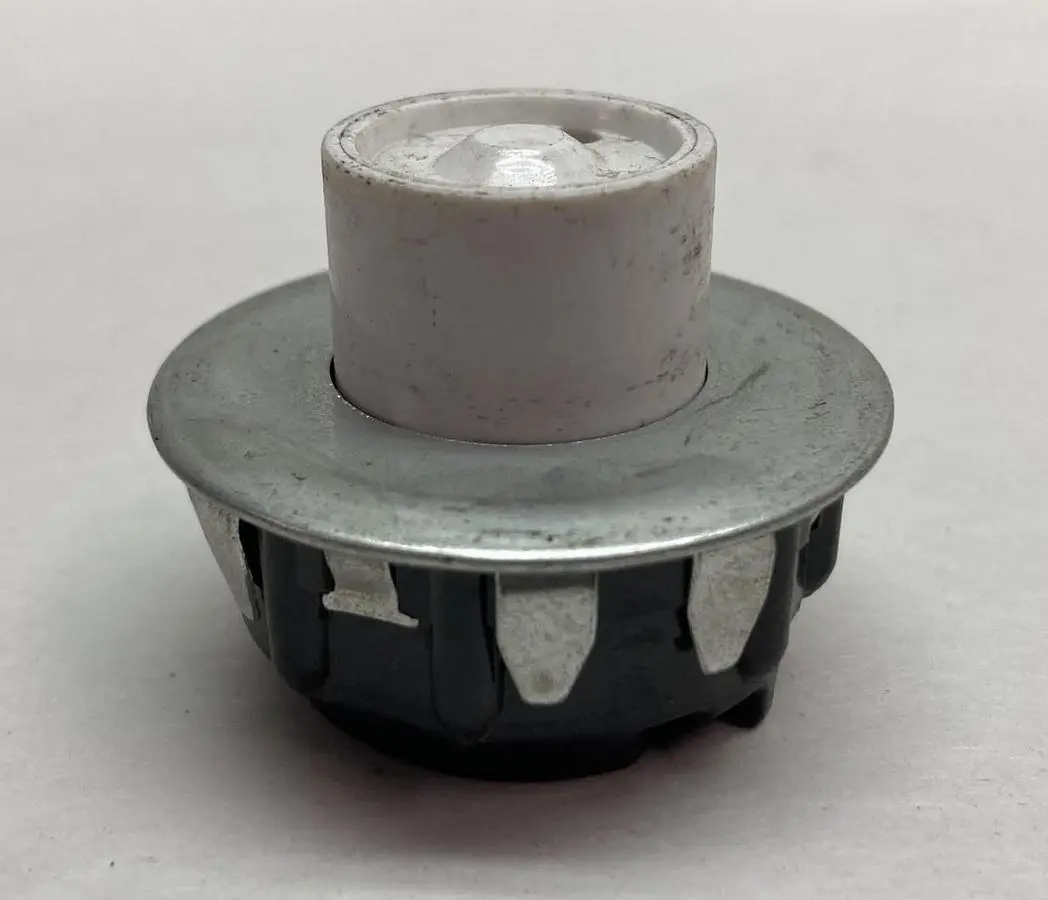 Used LEVITON A-8-DD-013-001 Lighting Ohio US | Surplus Asset Holdings #1245750
