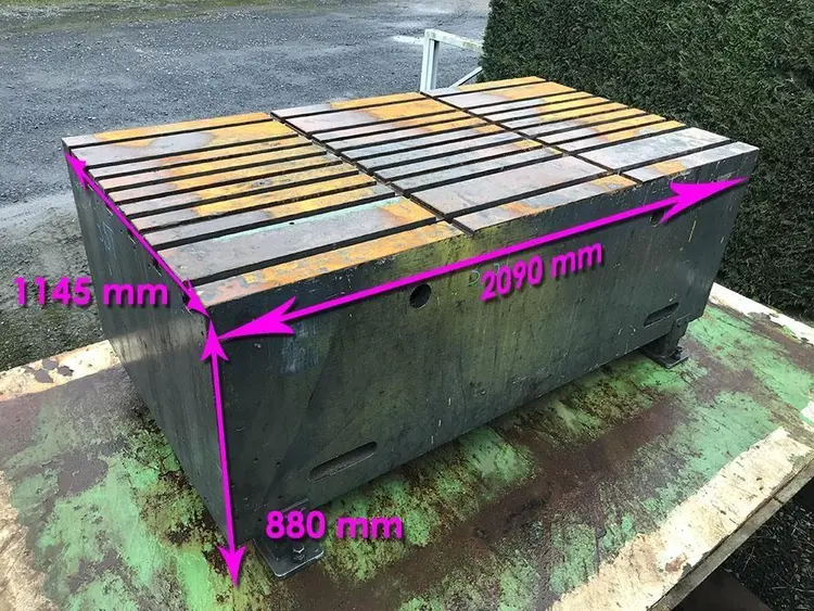Used CLAMPING BLOC 2090 X 1145 X 880 MM Angle Plates BE | Apt International N.V #366317