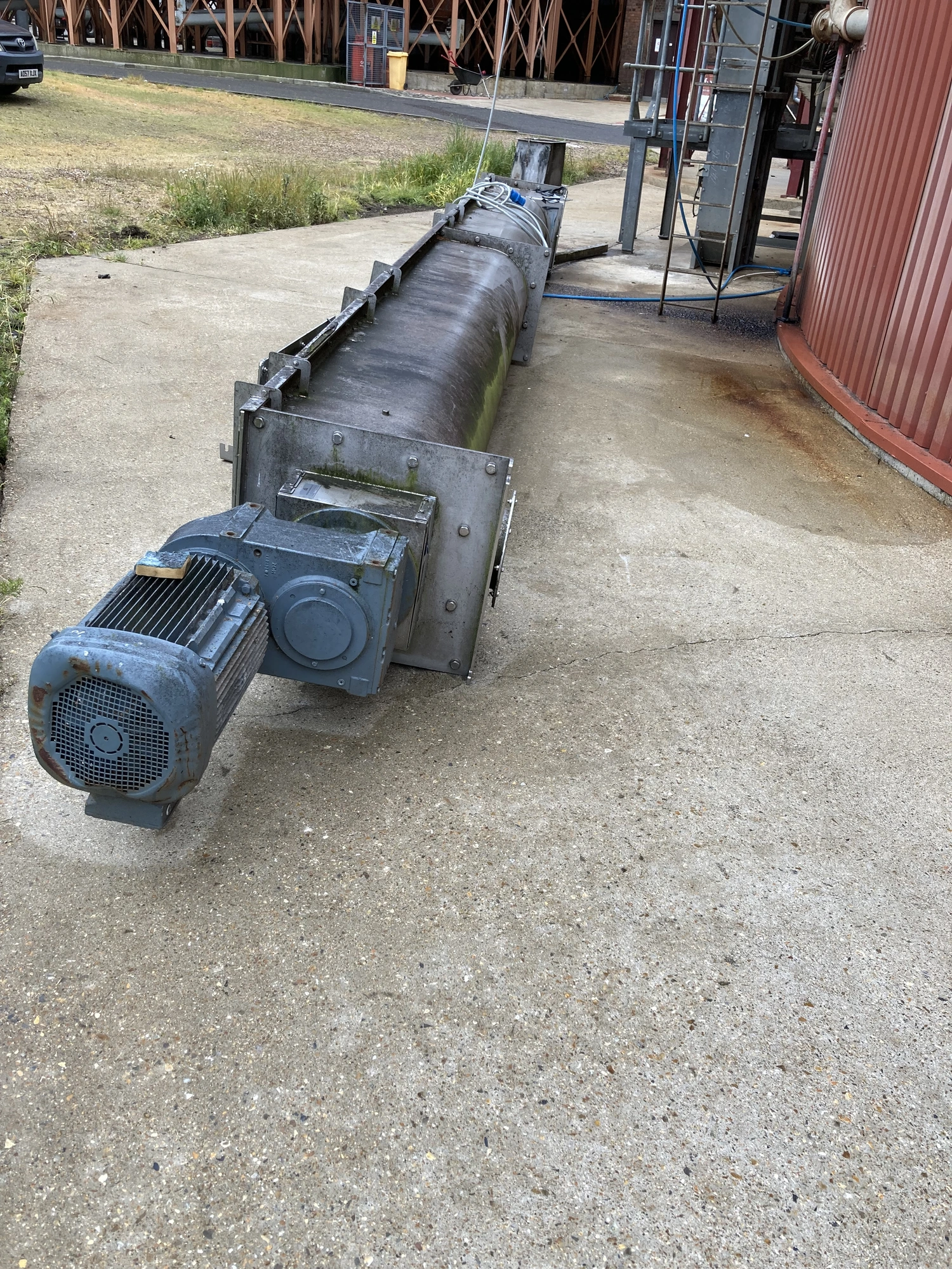 Stainless Steel U section  Conveyor 400 mm dia 450 x 7m long