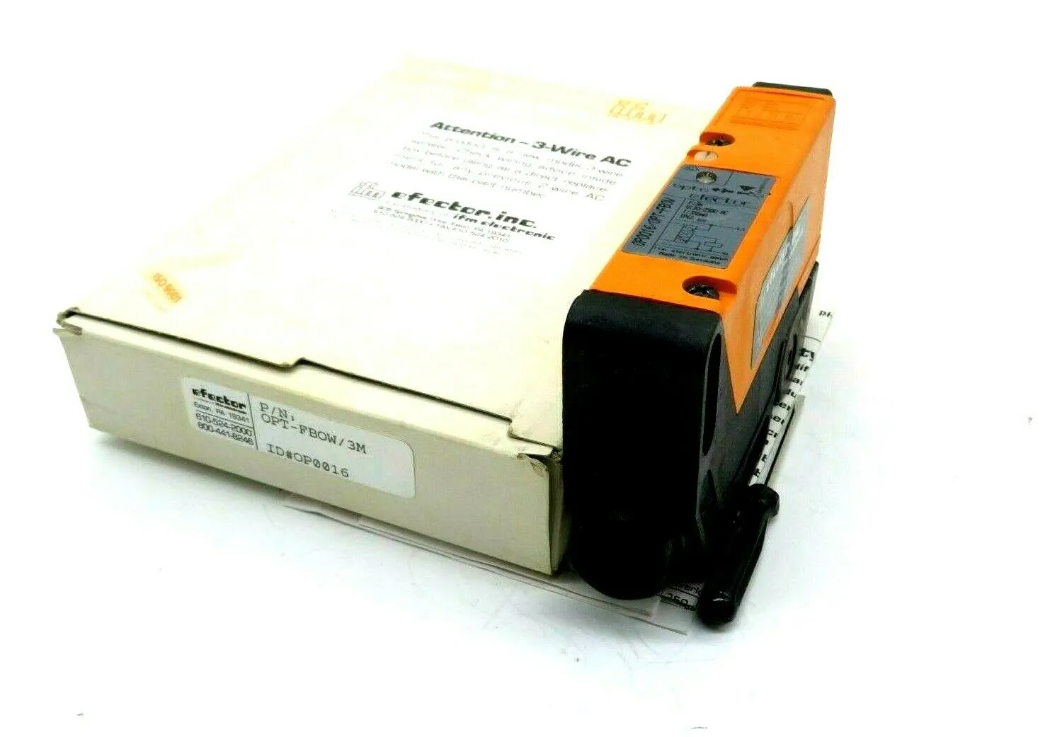 NEW EFECTOR OPT-FBOW/3M-OP0016 PHOTOELECTRIC SENSOR OPTFBOW3MOP0016