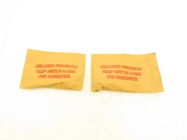 Armstrong A-5503 Pneumatic Temperature Switch 205° Steam Humidifier Lot of 2