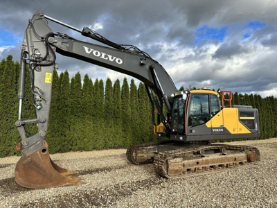 USED 2015 Volvo EC300