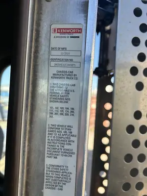 USED 2015 KENWORTH T800