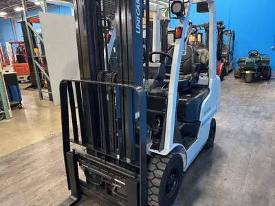 Used 2016 UNICARRIERS PFS40 Internal Combustion Forklifts: Pneumatic Tire Minnesota US | Birnstengel Equipment #1554096