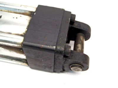 Used Parker 63 CBCMPUS14MC 200.0 Pneumatic Cylinders Michigan US | Maverick Industrial Sales #1482983