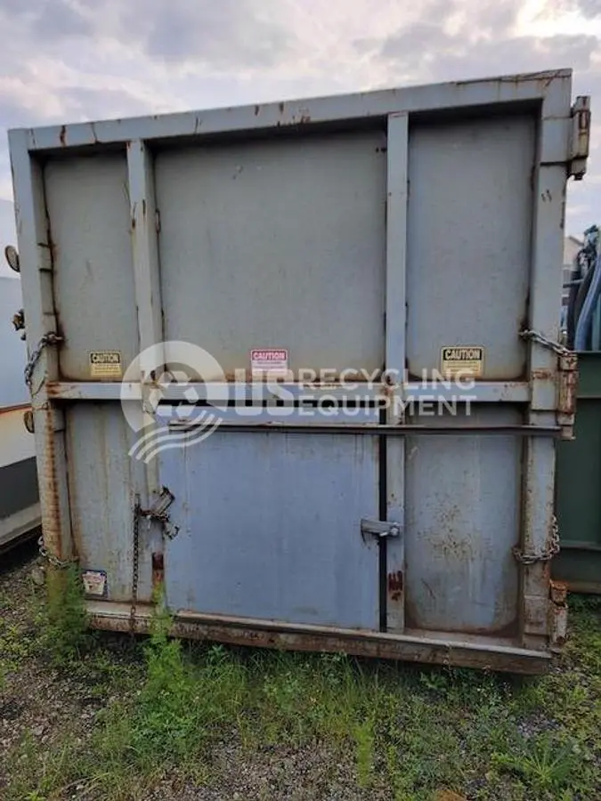 USED NORTHEAST INDUSTRIAL 40 YARD OCTAGON RECIEVER BOX