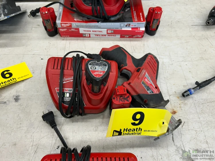 Used _UNKNOWN_ MILWAUKEE M12 HACKZALL, CAT NO. 2420-20 W/ (2) 12V BATTERIES & CHARGER Hack Saws Illinois US | Heath Industrial Auction Services #1379472