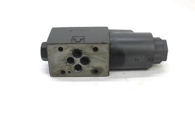 USED TOKIMEC DG4V-3-6C-M-P2-B-7-52