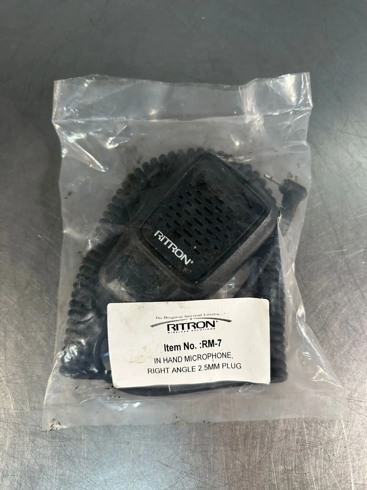 Ritron RM-7 In hand Micophone, Right Angle 2.5MM Plug NEW (2.1.2)