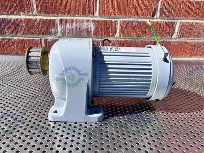 USED NISSEI CORP GTR G3LM-28-60T040WX INDUCTION MOTOR 3 PH, 400W, 4P, RATIO 60:1