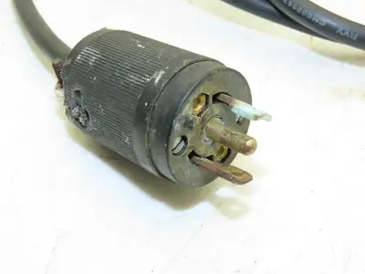 LMI Milton Roy A153-392SI Chemical Metering Dosing Pump 3.8 LPH 230V