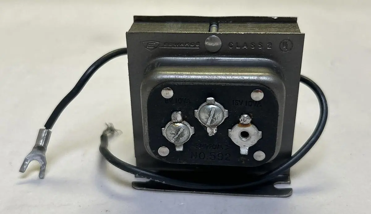 USED EDWARDS 592