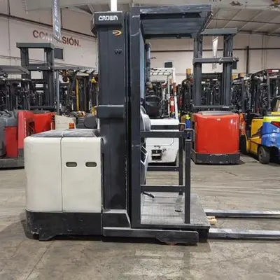 USED 2016 CROWN SP3510-30